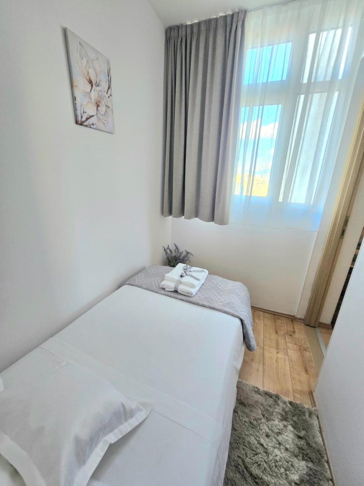 Pure Comfort - Apartment Cvita Split Buitenkant foto