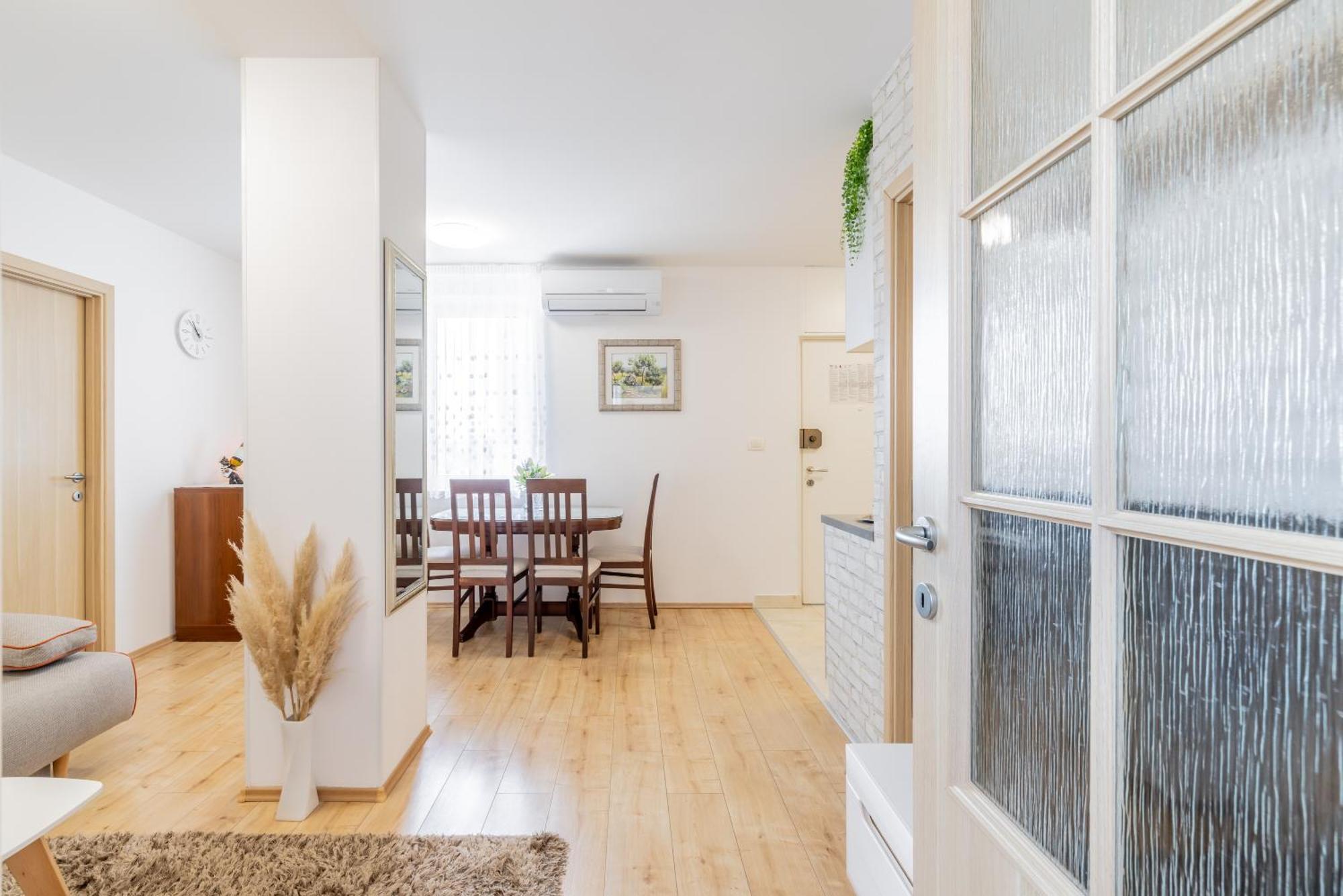 Pure Comfort - Apartment Cvita Split Buitenkant foto