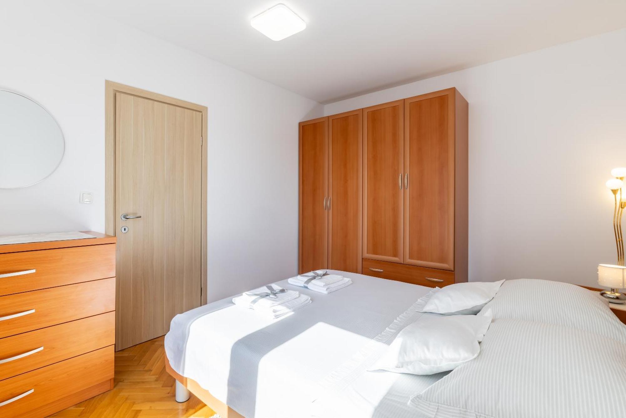 Pure Comfort - Apartment Cvita Split Buitenkant foto