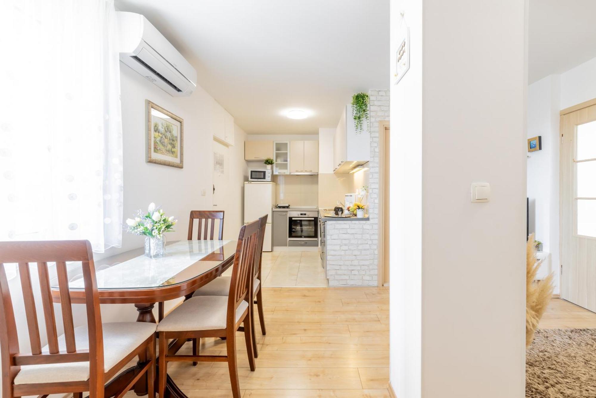 Pure Comfort - Apartment Cvita Split Buitenkant foto